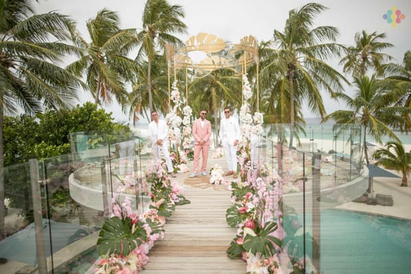 Andrea & Matt at Seaside Finolhu — frame 2