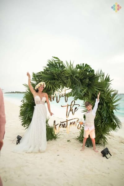 Andrea & Matt at Seaside Finolhu — frame 12
