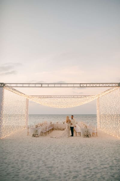 Katie & Jonny at LUX* South Ari Atoll — frame 7